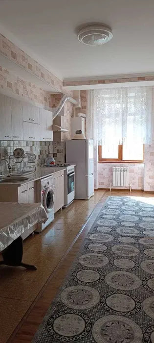 Tashkent, Parkent Street, 229/8