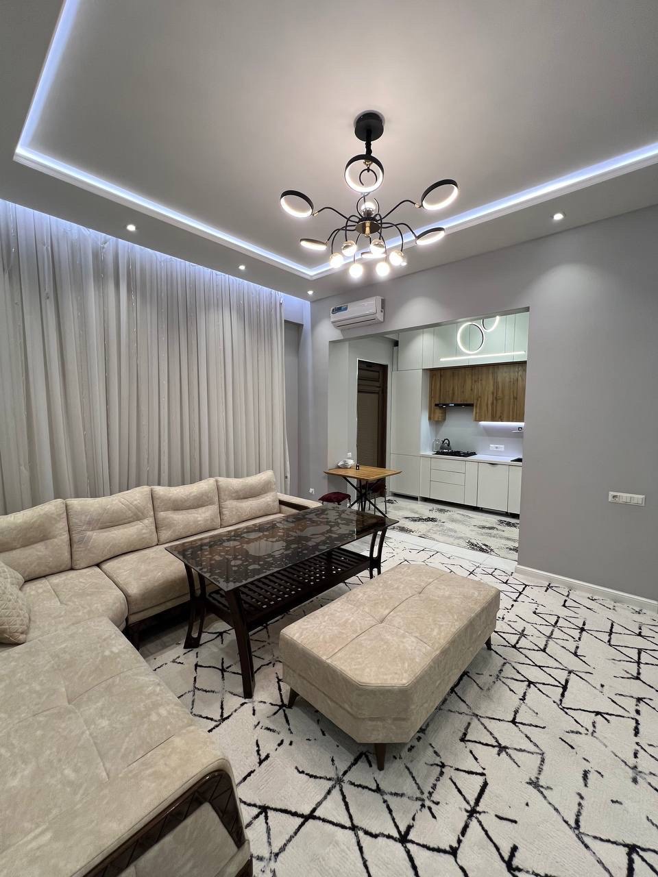 Tashkent, Uqchi Street, 6