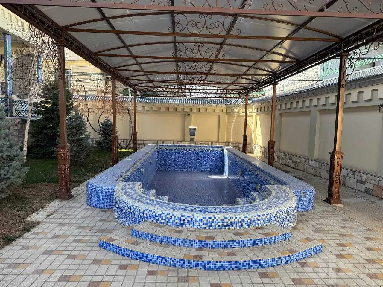 Tashkent City, Mirzo Ulug'bek District